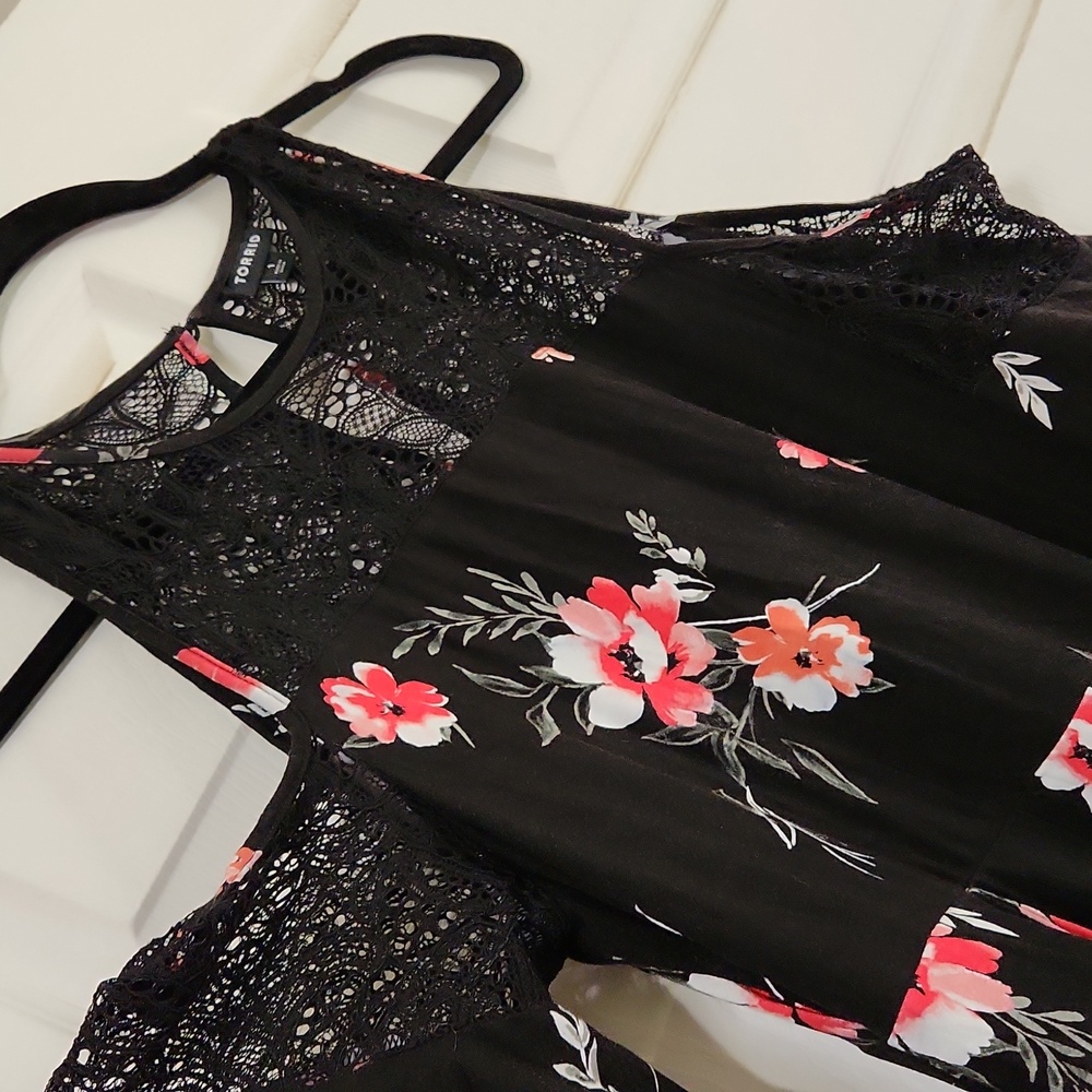 Torrid dress - Picture 3 of 4